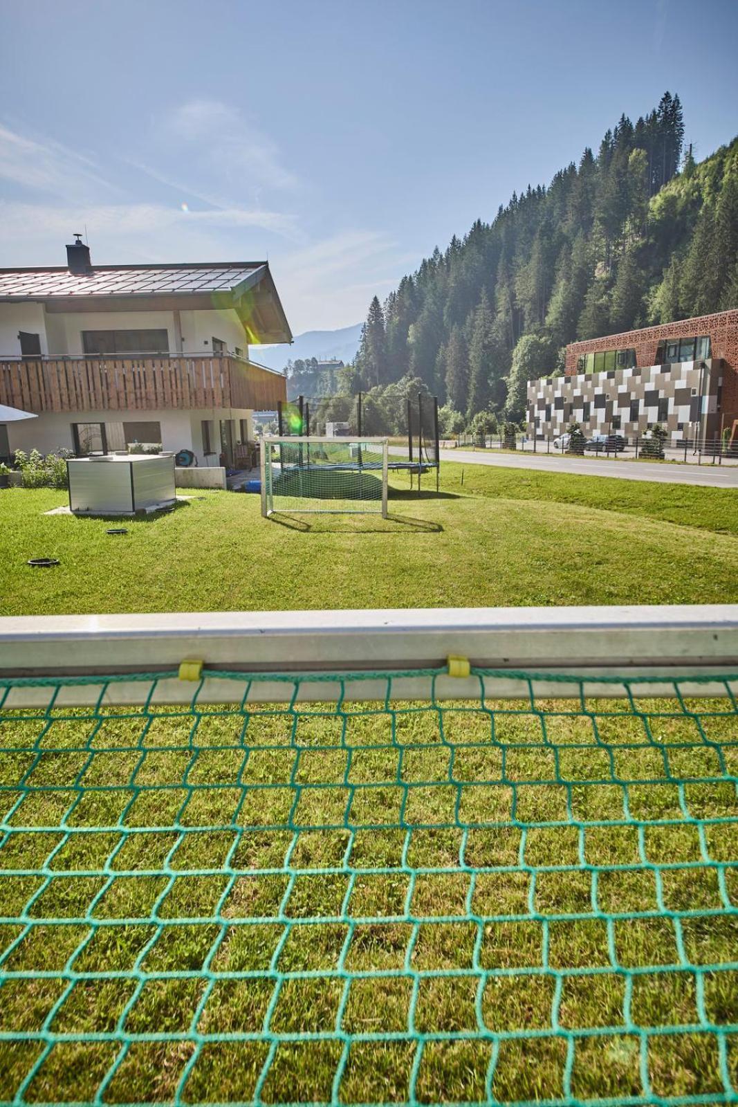 Haus Joan - Apartments Saalbach-Hinterglemm Eksteriør bilde