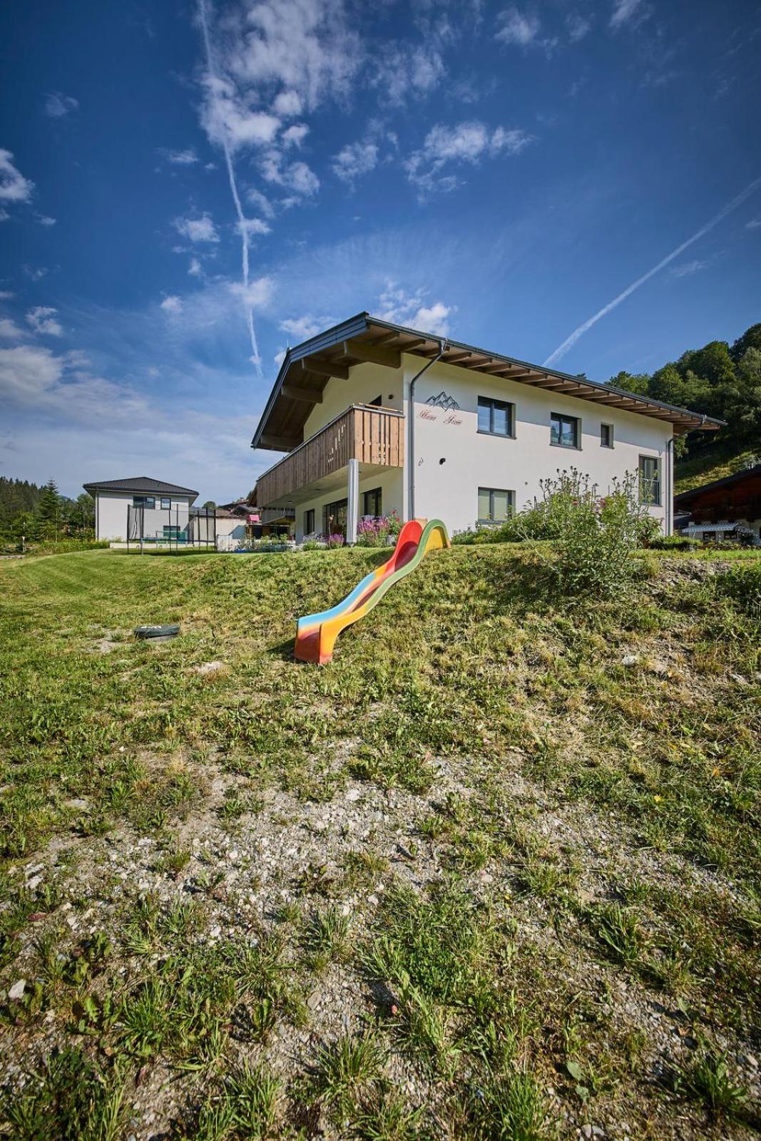 Haus Joan - Apartments Saalbach-Hinterglemm Eksteriør bilde