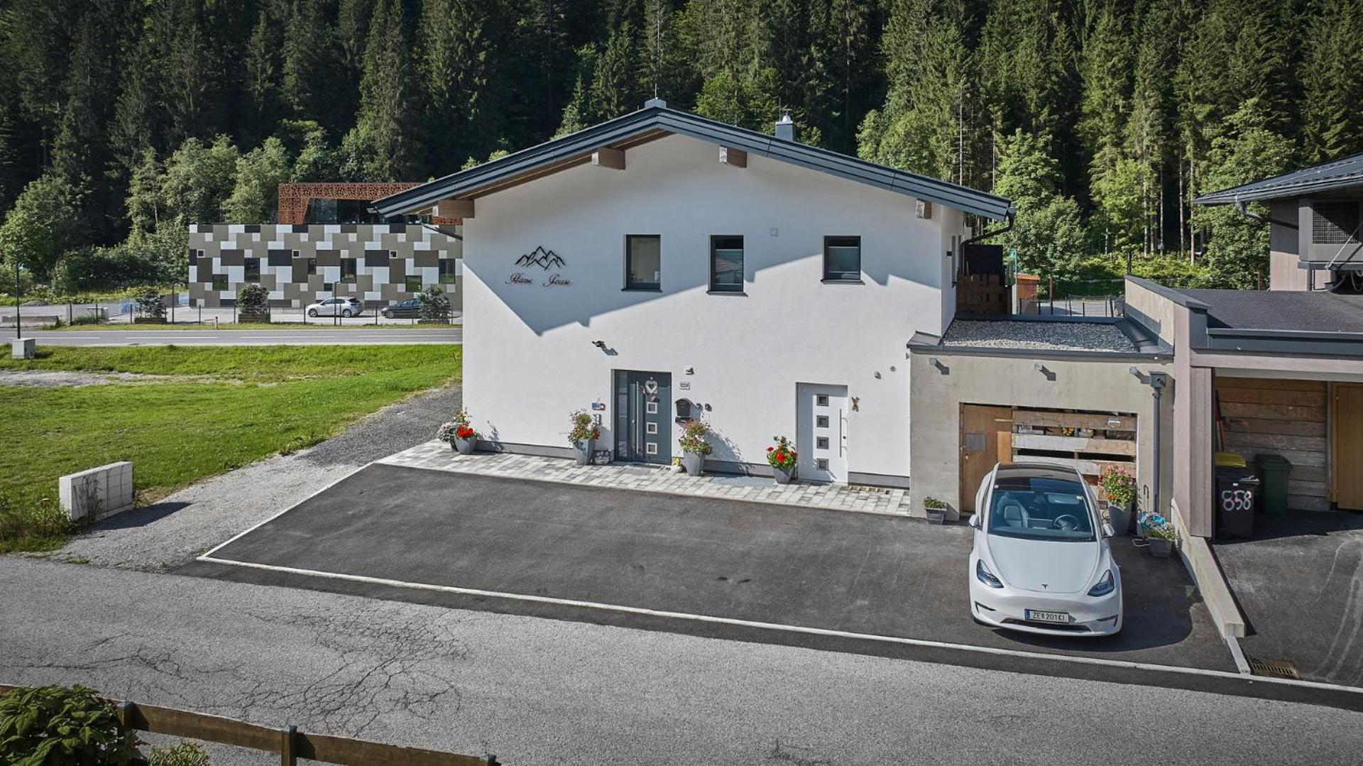 Haus Joan - Apartments Saalbach-Hinterglemm Eksteriør bilde